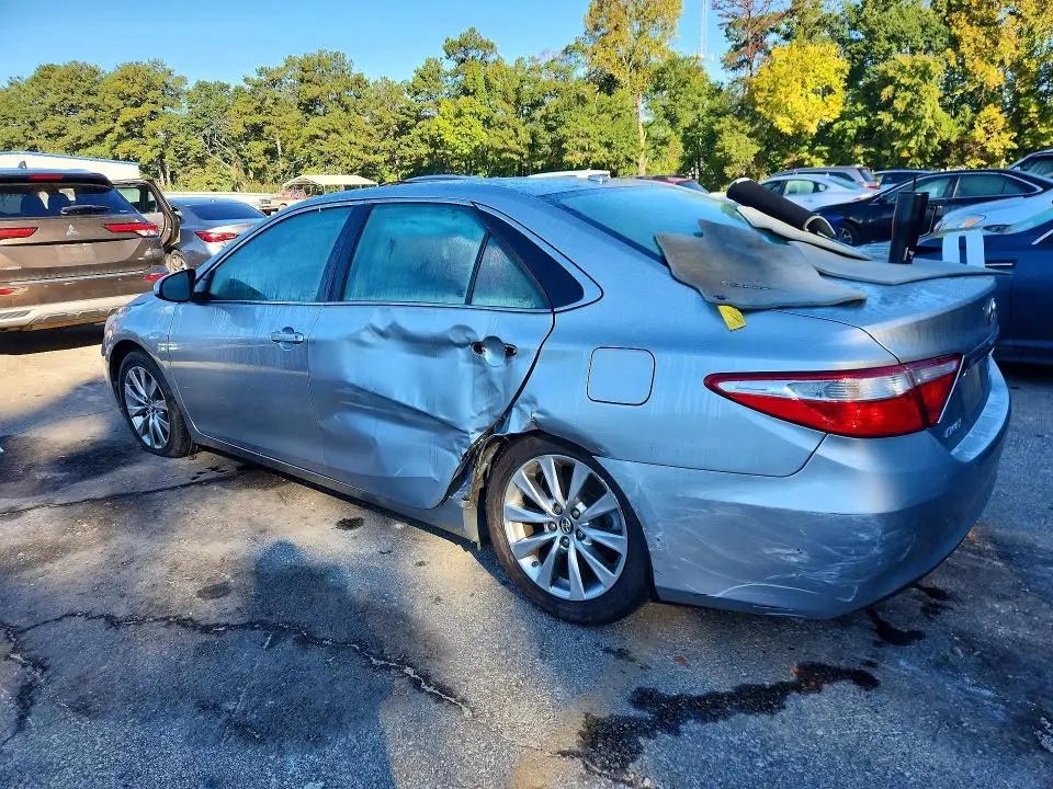 2017 TOYOTA CAMRY XLE  