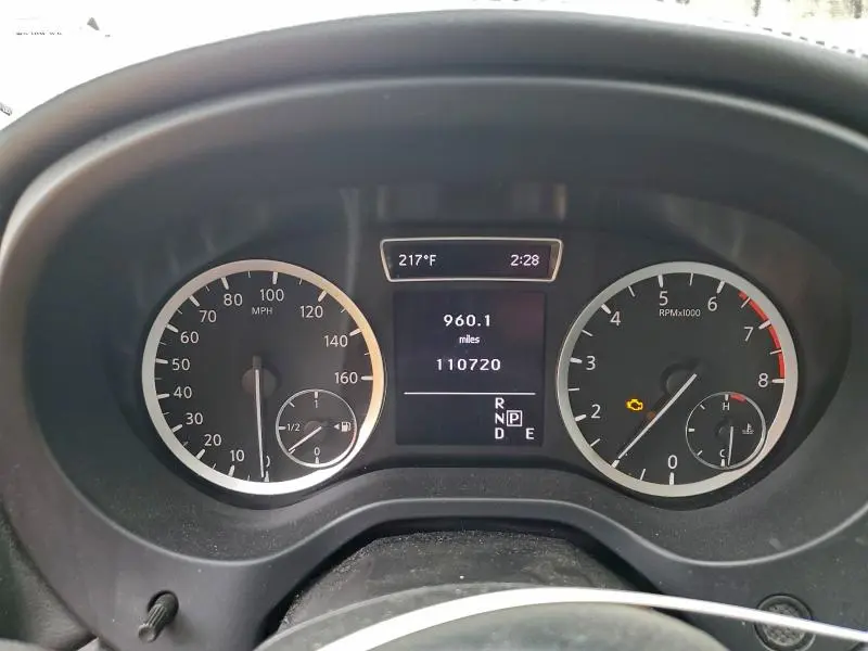 2018 INFINITI QX30 BASE  