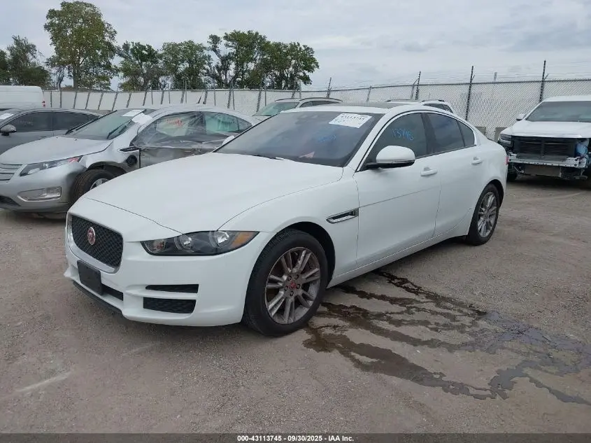 2017 JAGUAR XE 20D PREMIUM