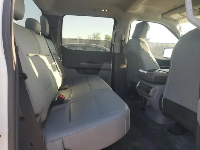 2023 FORD F150 LIGHTNING PRO  