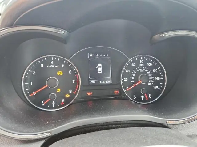 2017 KIA FORTE LX  