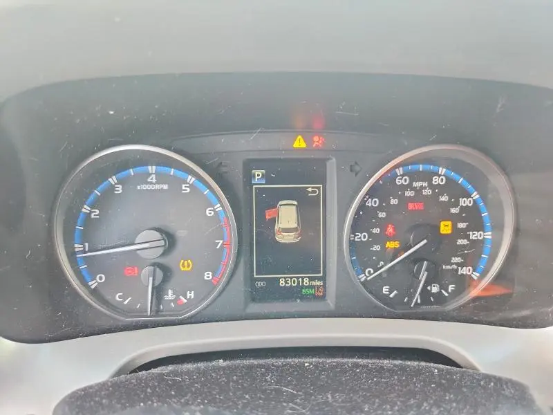 2018 TOYOTA RAV4 XLE  