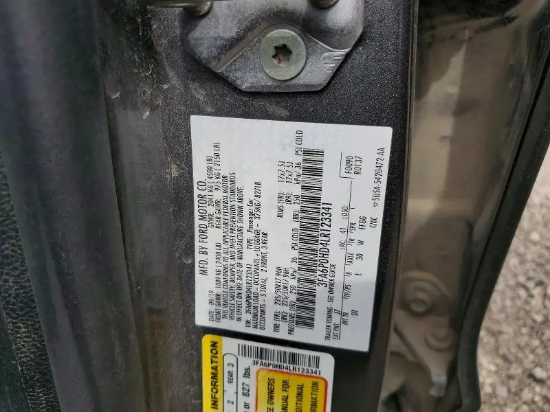 2020 FORD FUSION SE  