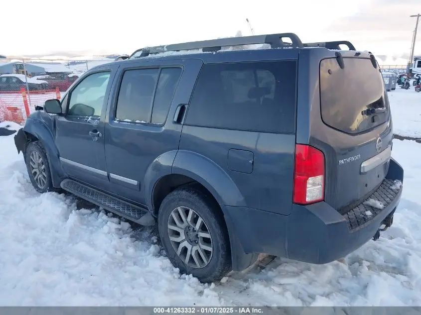 2011 NISSAN PATHFINDER LE
