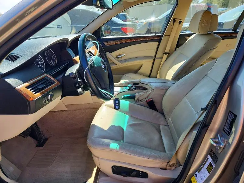 2010 BMW 528 I  
