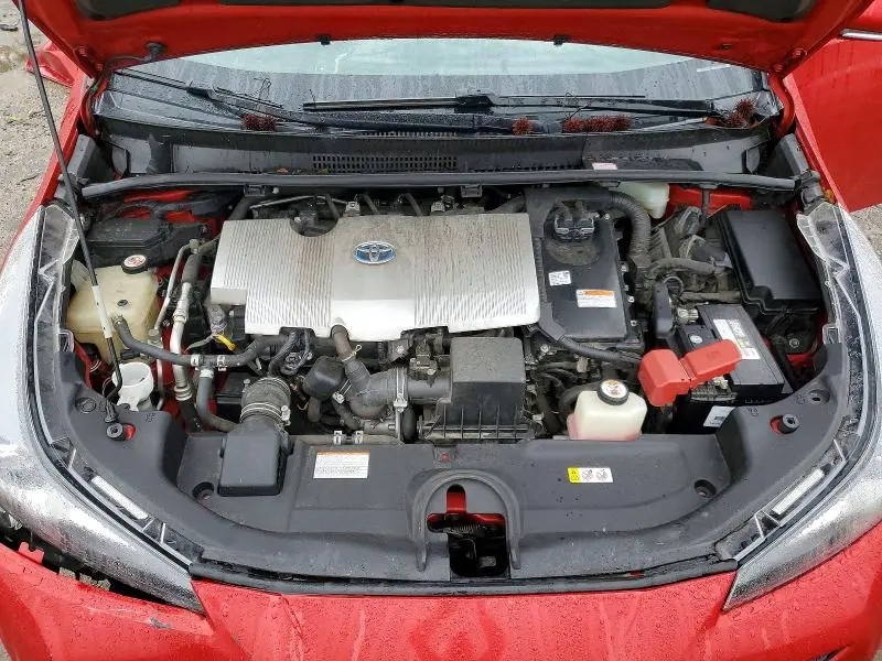 2019 TOYOTA PRIUS LE  