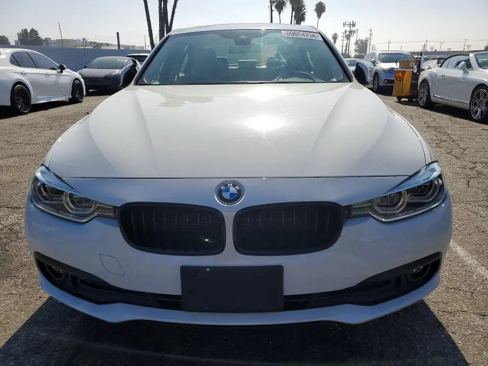2018 BMW 320 I  