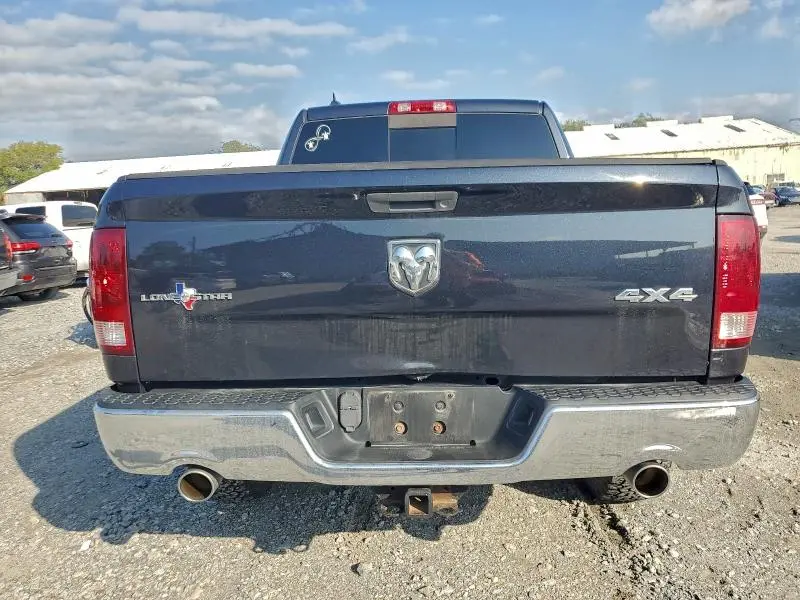 2013 RAM 1500 SLT  