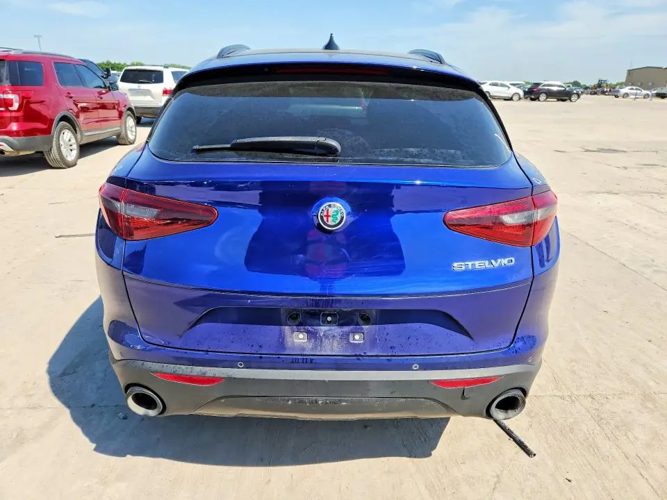 2022 ALFA ROMEO STELVIO   