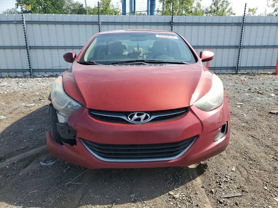 2011 HYUNDAI ELANTRA   