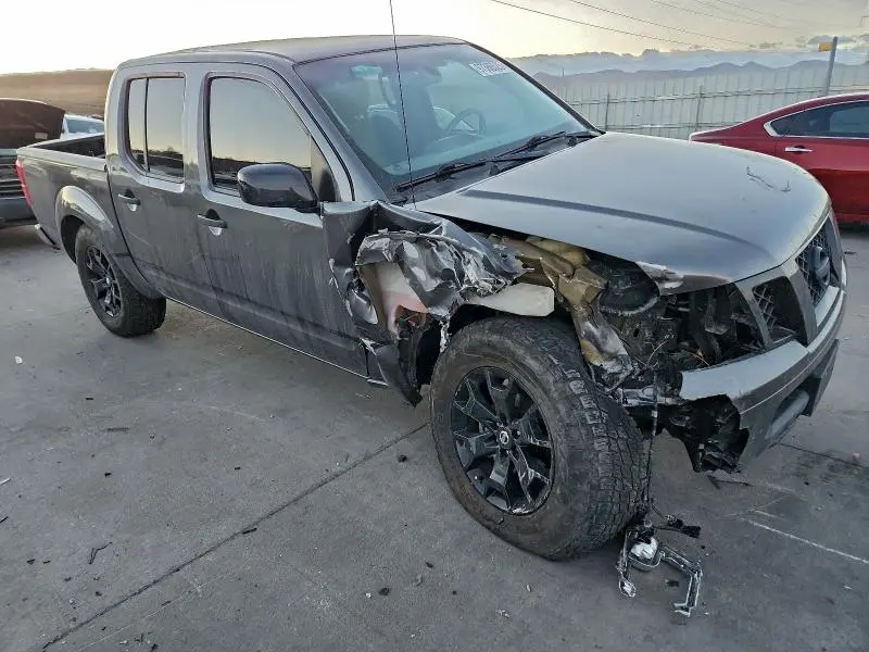 2021 NISSAN FRONTIER S  