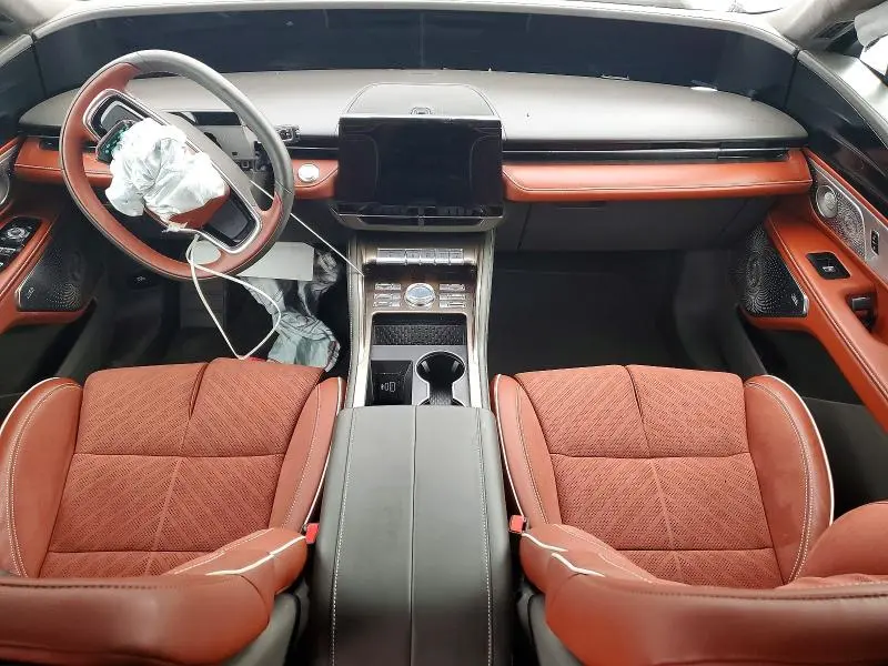 2025 LINCOLN NAUTILUS BLACK LABEL  