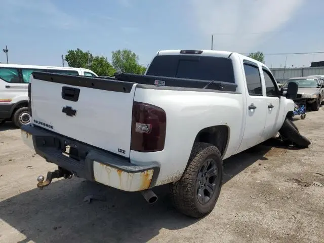 2011 CHEVROLET SILVERADO K1500 LT  