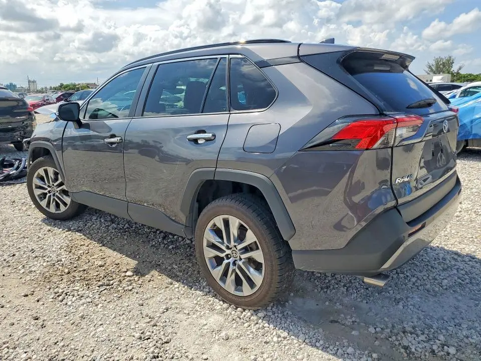 2022 TOYOTA RAV4 LIMITED  