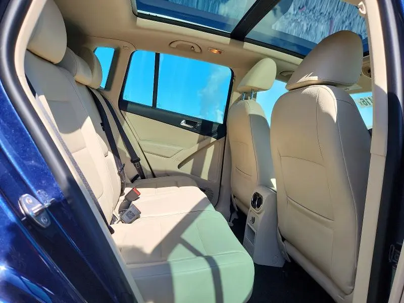 2014 VOLKSWAGEN TIGUAN S  