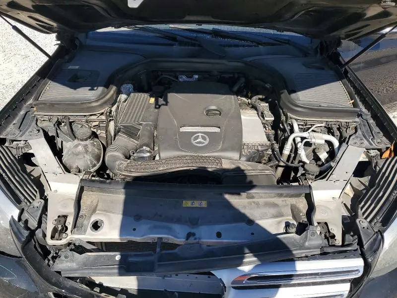 2016 MERCEDES-BENZ GLC 300  