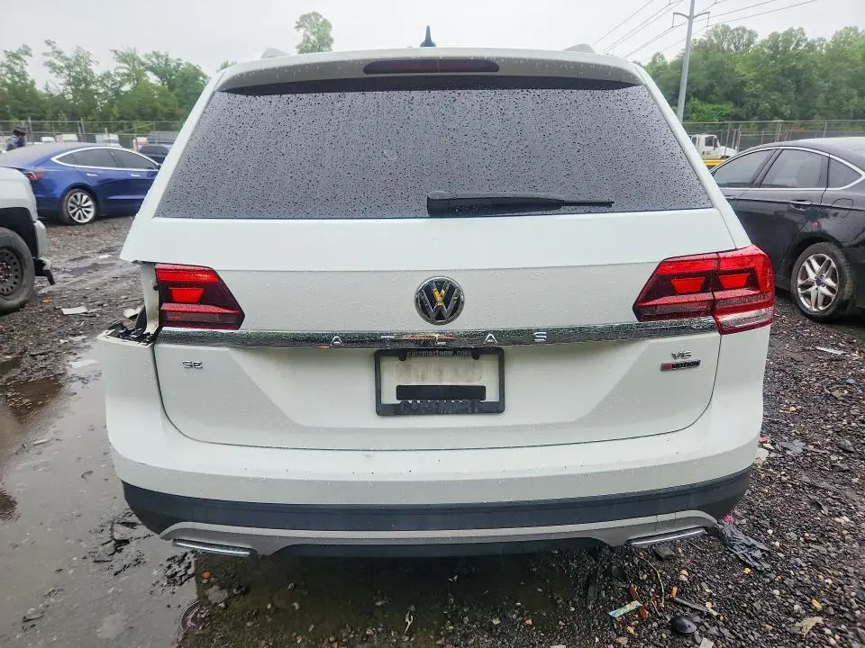 2018 VOLKSWAGEN ATLAS SE  