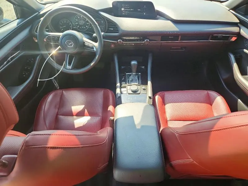 2025 MAZDA 3 PREFERRED  