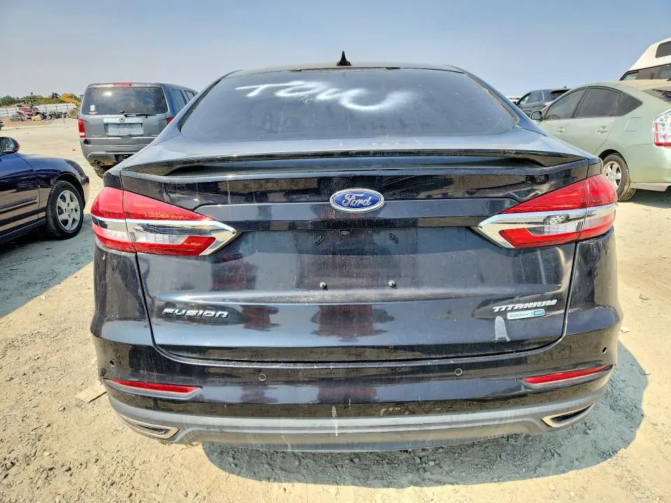 2019 FORD FUSION TITANIUM  