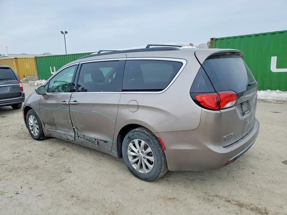 2017 CHRYSLER PACIFICA TOURING L  
