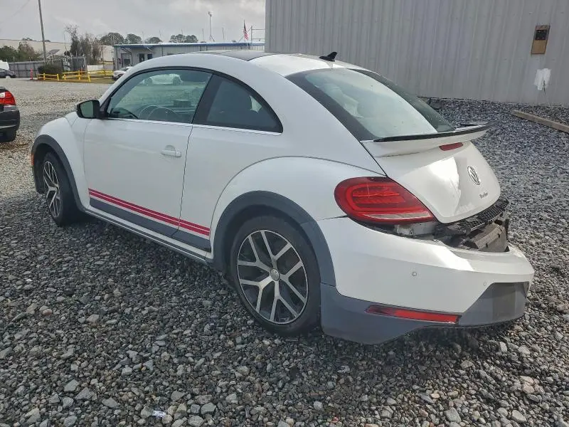 2018 VOLKSWAGEN BEETLE DUNE  