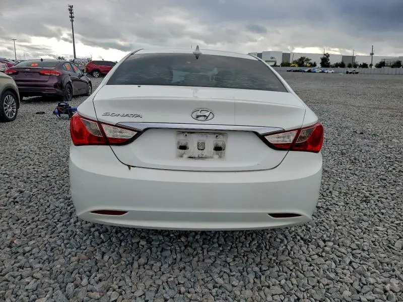 2011 HYUNDAI SONATA GLS  