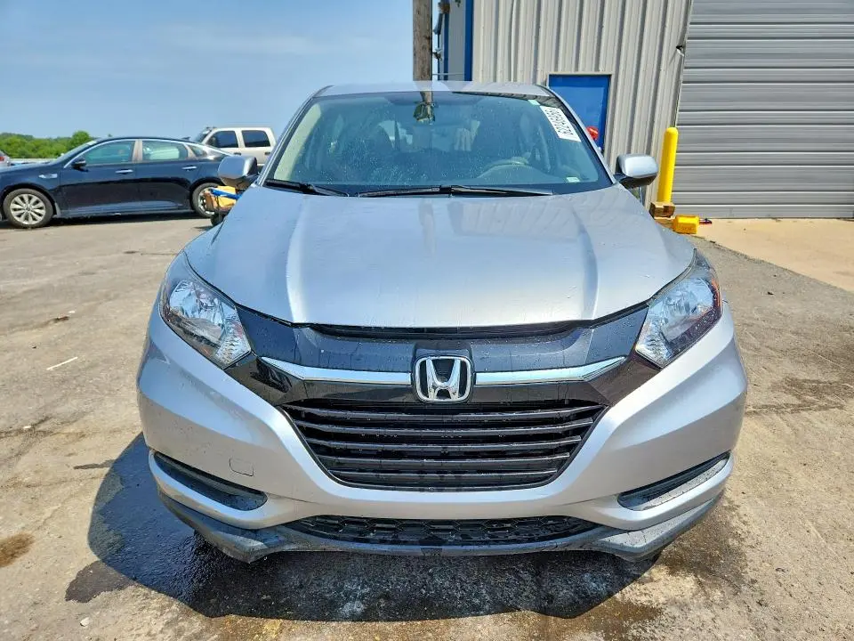 2017 HONDA HR-V LX  