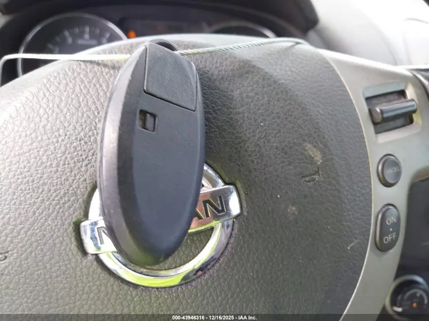 2013 NISSAN ROGUE SV W/SL PKG