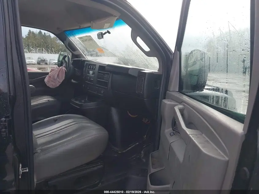 2017 GMC SAVANA 2500 WORK VAN
