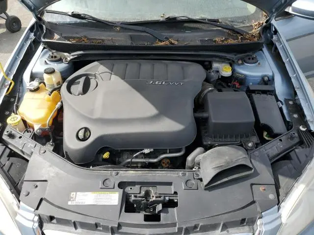 2013 CHRYSLER 200 LX