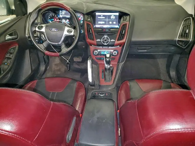 2014 FORD FOCUS TITANIUM  