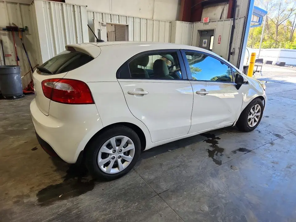 2013 KIA RIO LX  