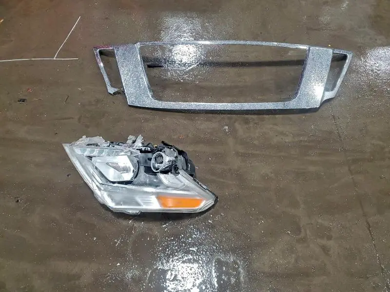 2017 NISSAN ARMADA SV  