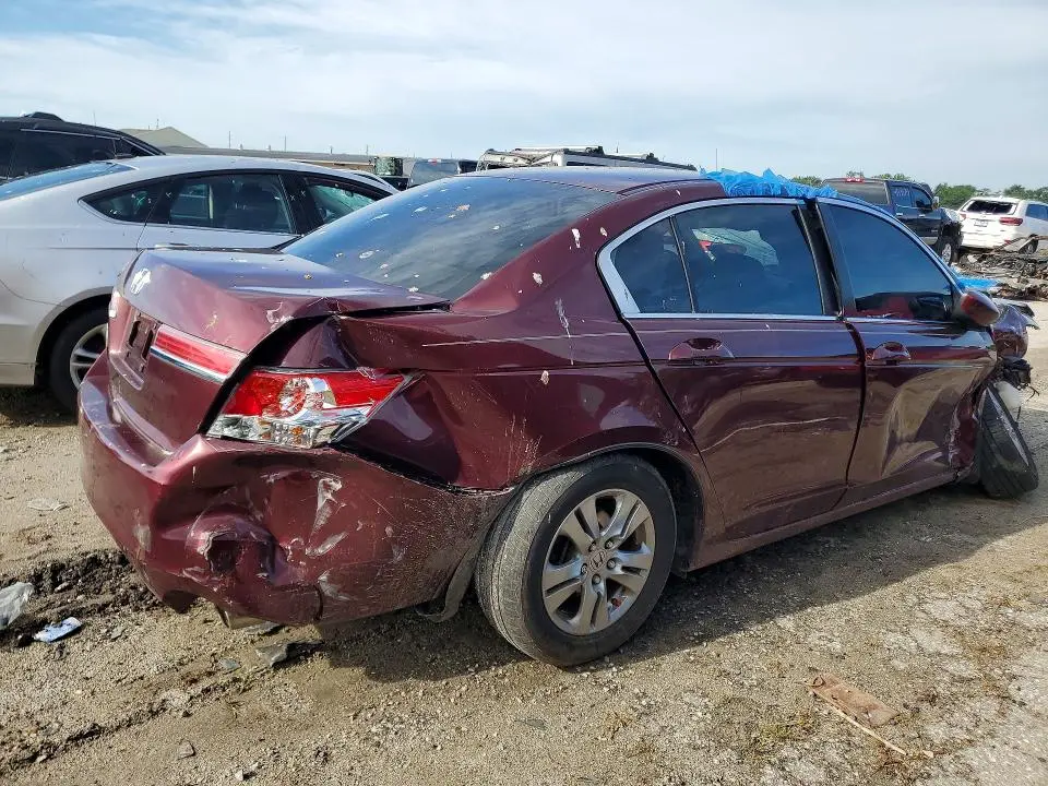 2011 HONDA ACCORD LXP  