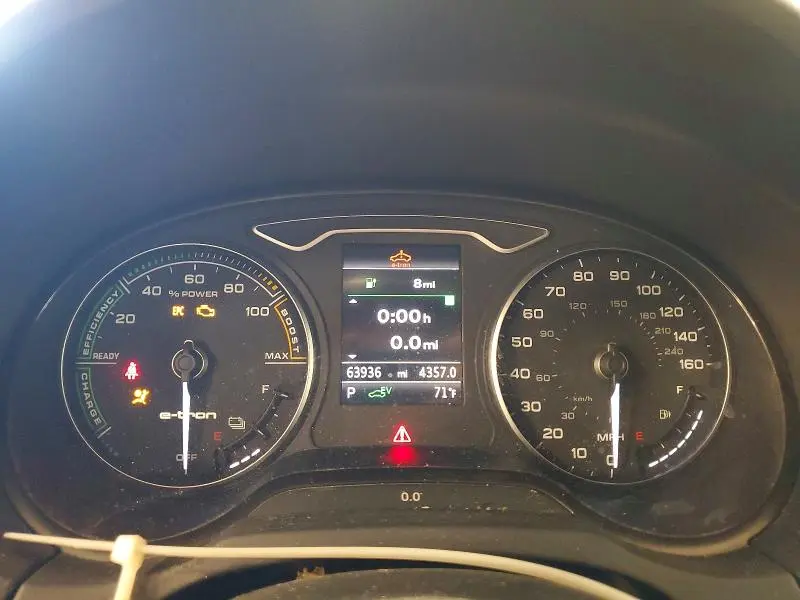 2018 AUDI A3 E-TRON PREMIUM  