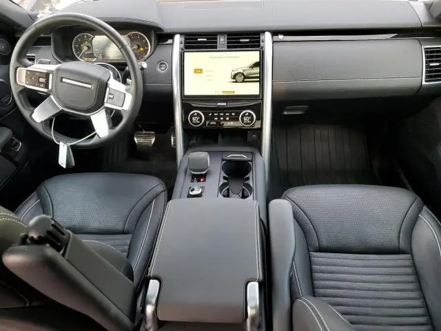 2023 LAND ROVER DISCOVERY METROPOLITAN EDITION  