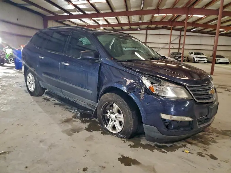 2015 CHEVROLET TRAVERSE LS  