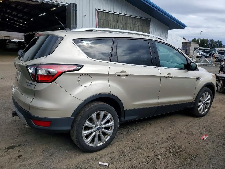 2017 FORD ESCAPE TITANIUM  