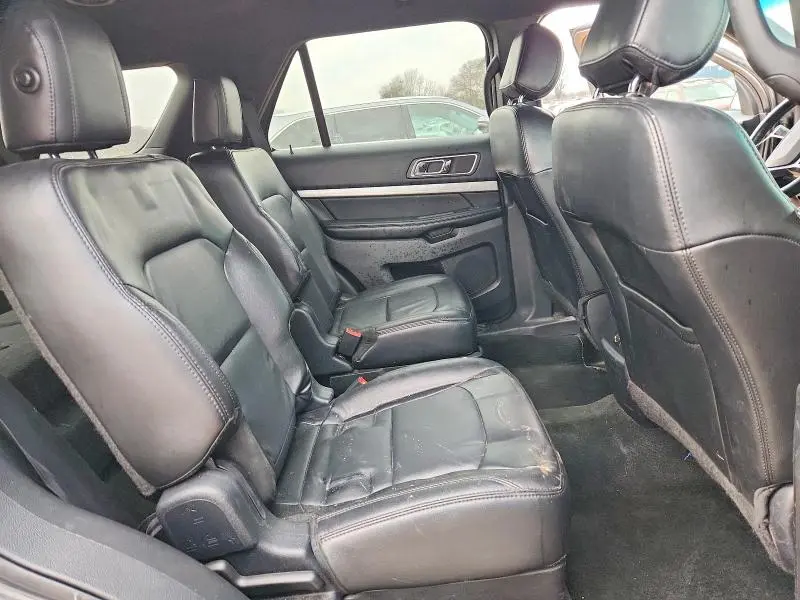 2017 FORD EXPLORER XLT  