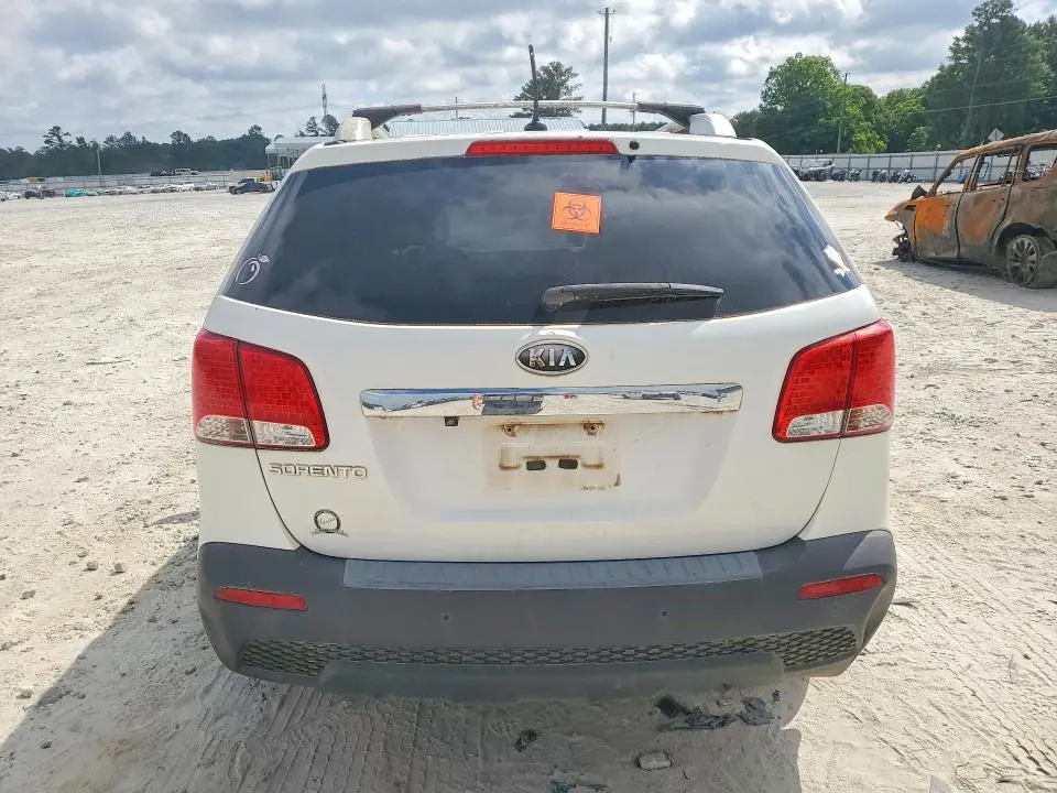 2012 KIA SORENTO LX  