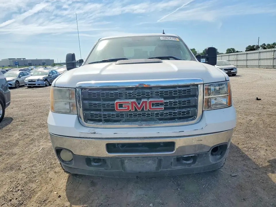 2011 GMC SIERRA K2500 SLE  