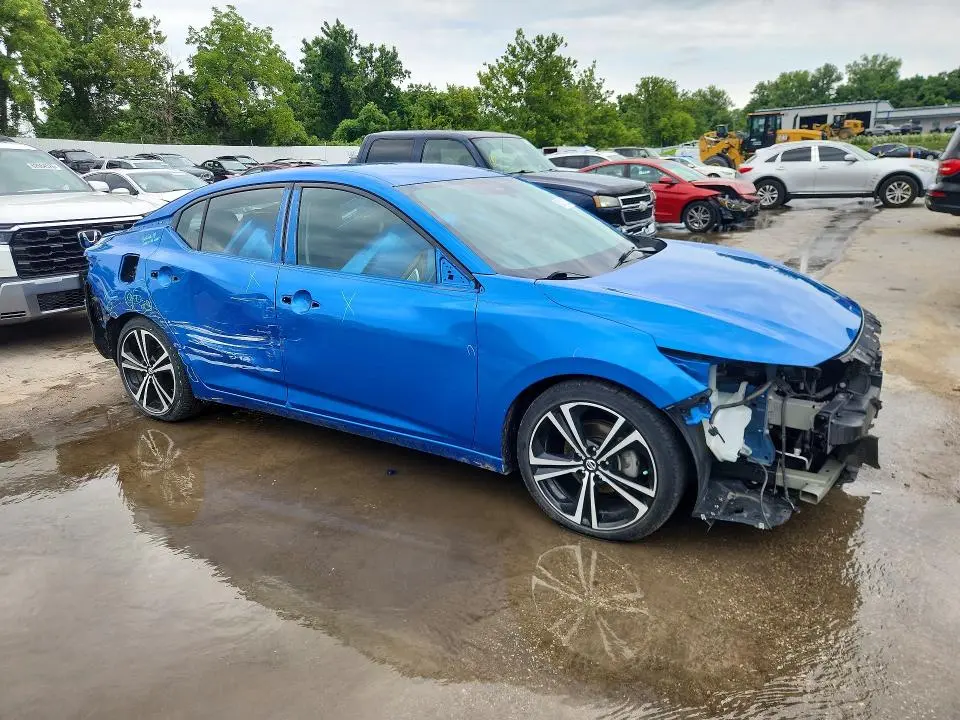 2020 NISSAN SENTRA SR  