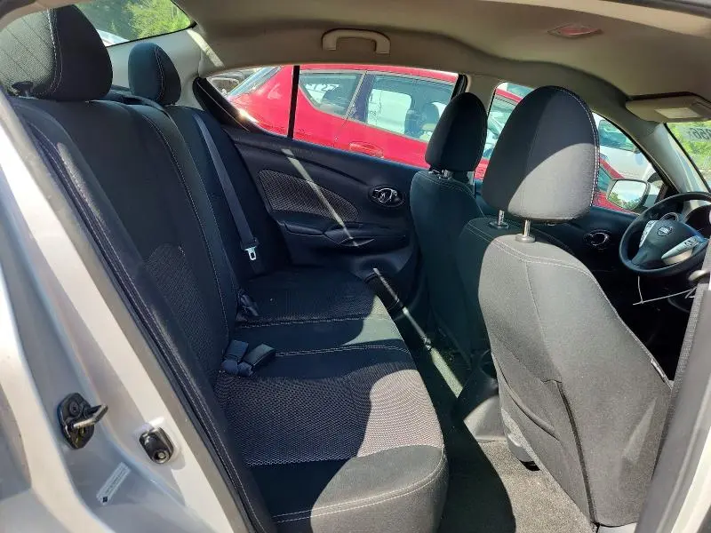 2019 NISSAN VERSA SV  