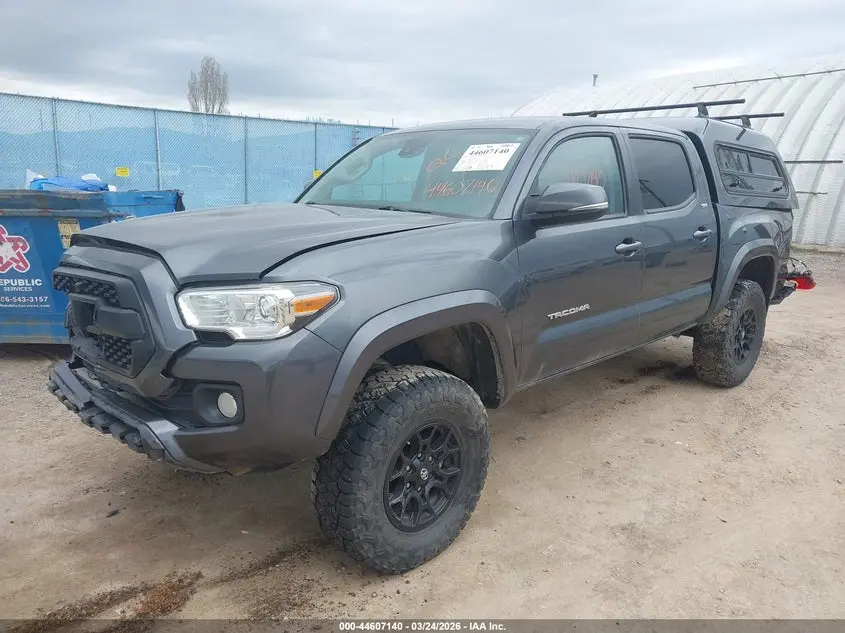 2020 TOYOTA TACOMA SR5 V6