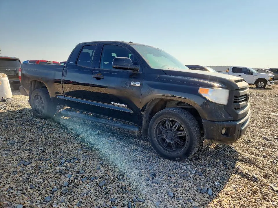 2016 TOYOTA TUNDRA SR5  