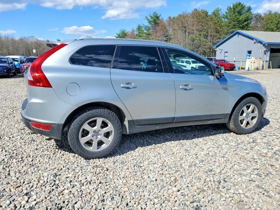 2012 VOLVO XC60 3.2  