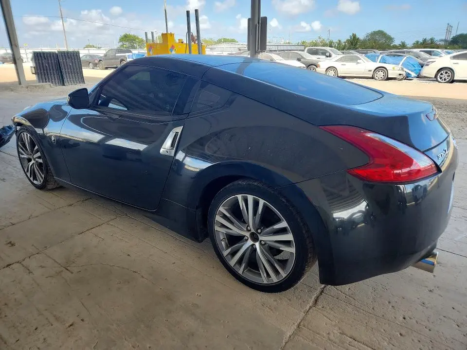 2013 NISSAN 370Z BASE  