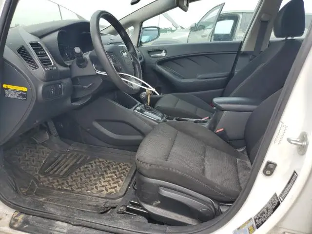 2017 KIA FORTE LX  