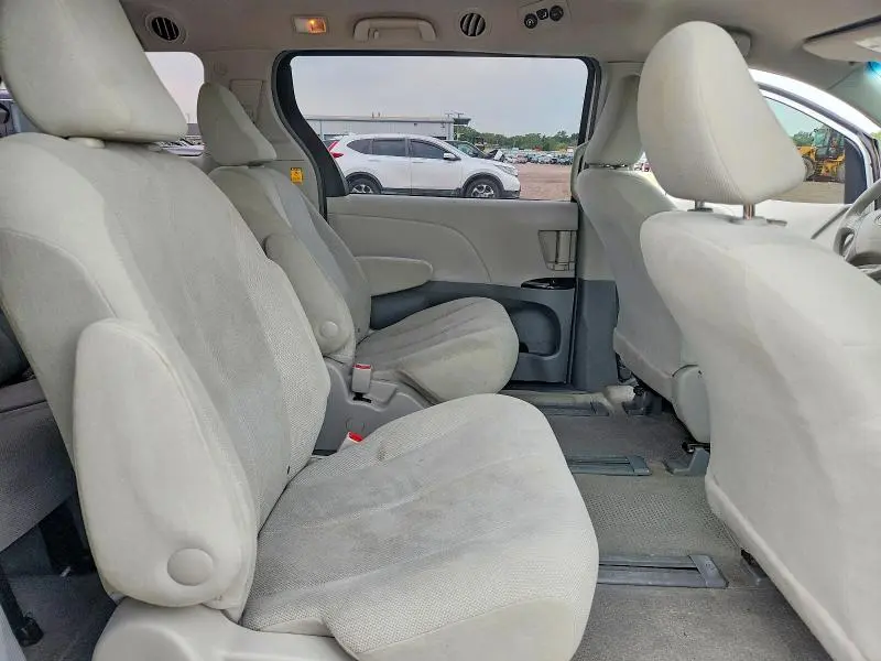 2012 TOYOTA SIENNA BASE 7-PASSENGER  