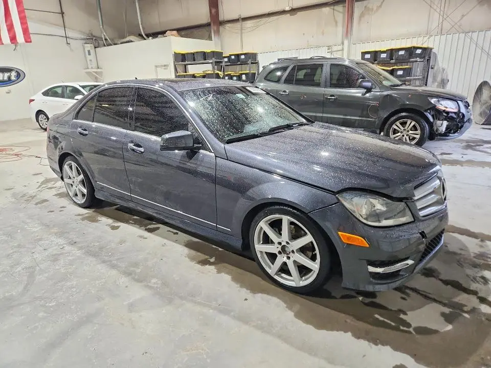 2013 MERCEDES-BENZ C 250  